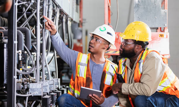 Best Local Electrician Companies  in Midway North, TX